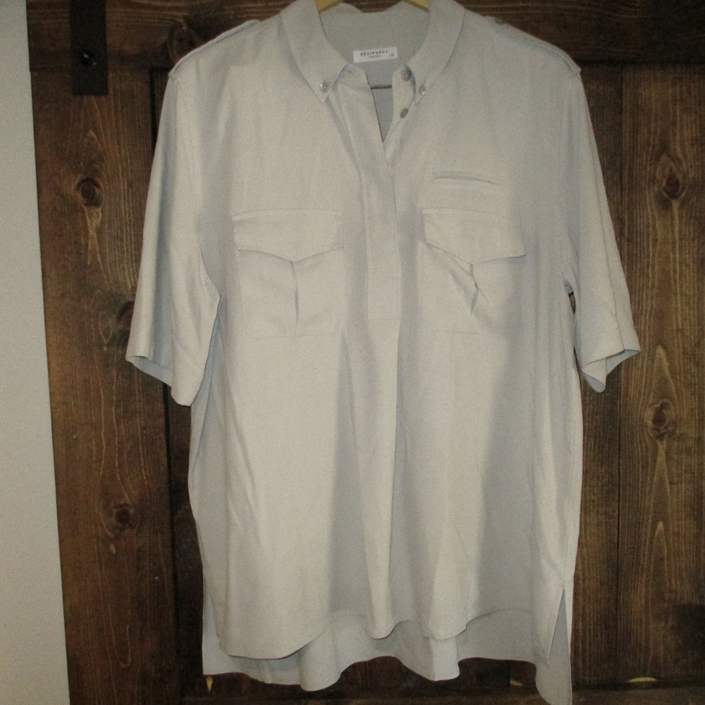 Equipment: Short Sleeve Silk Blouse: Color: Fog: Size: Large